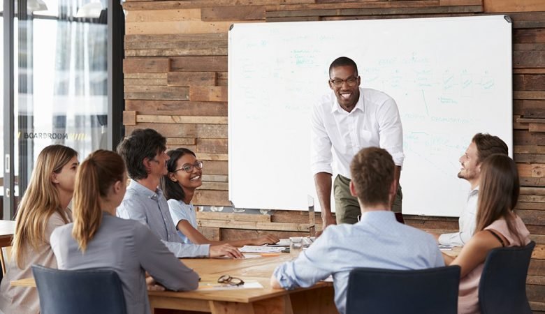 Cultura e liderança organizacional: qual o papel do líder no engajamento dos funcionários?